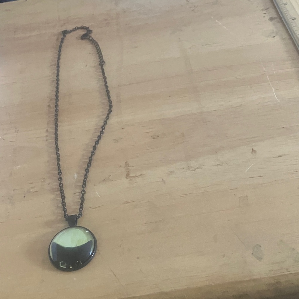 Elegant Pendant Necklace